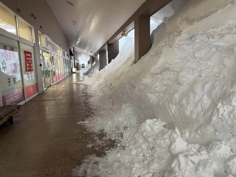 日本积雪多夸张？商场惊人画面曝光引发热议