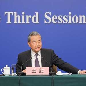 谈美中科技战 王毅：暴风雨最猛烈处 恰是哪吒闹海舞台