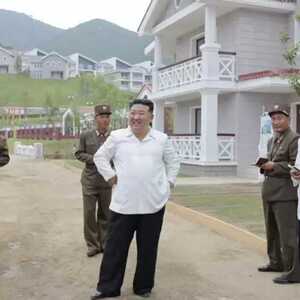 金正恩督建乐园渔村,为百姓造出海边别墅