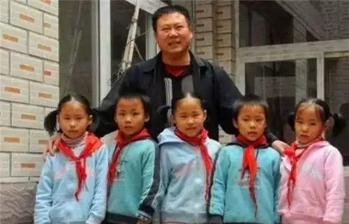 中国首例“5胞胎”现状曝光 如今让人唏嘘