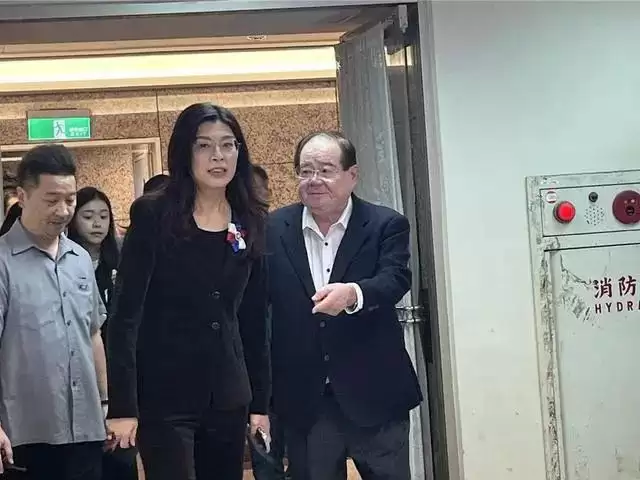 郑丽文：要终结两岸自相残杀的悲剧，开创百年...