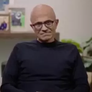微软CEO首次承认:现在整个AI投资逻辑都错了