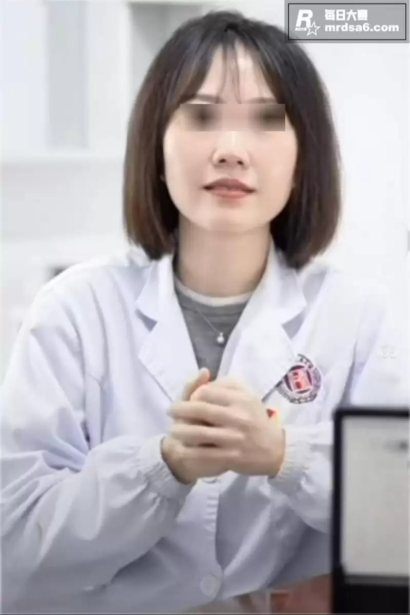 湖南医院副院长出轨女医 17分钟“女上男下”影片疯传