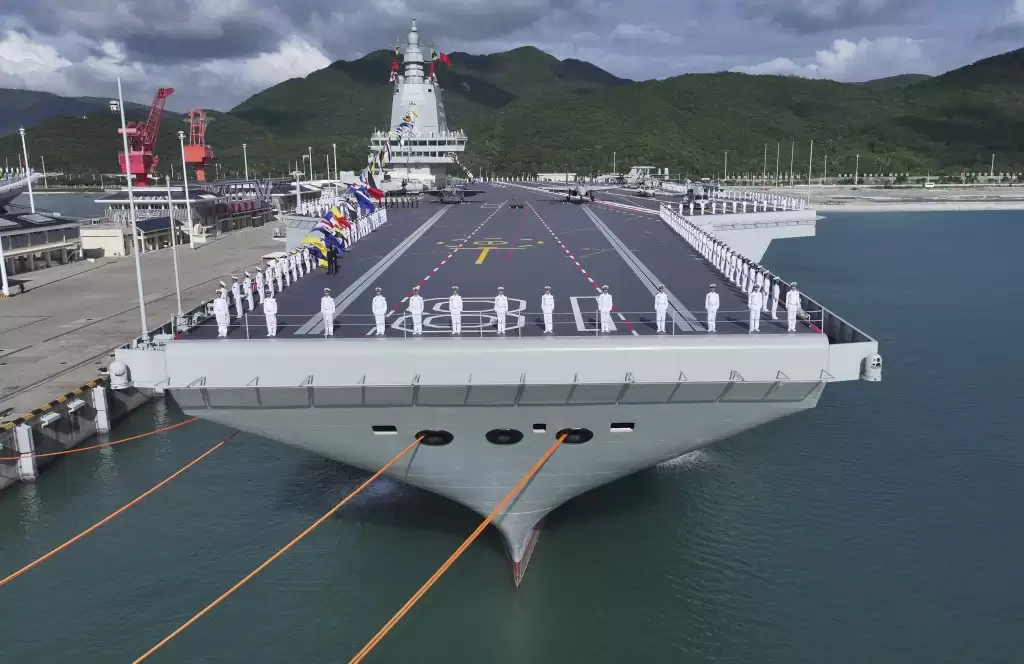 中国海军：航母“福建舰”常驻港为海南三亚军港