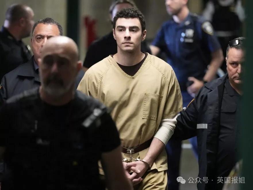 杀CEO枪手曾被7个泰国人妖暴揍?狱中联络粉丝收4万