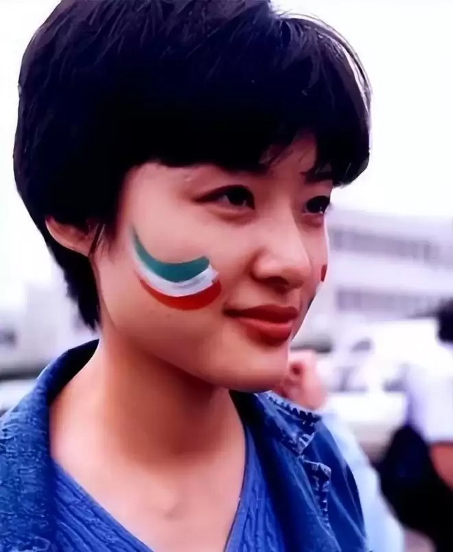 她是央视一姐,结婚12年选择离婚:婚姻给我的尽是痛苦
