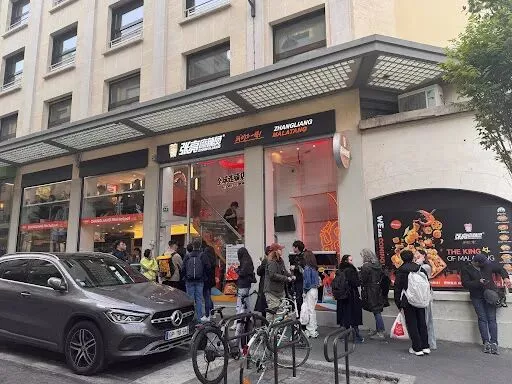 200块一碗的天价麻辣烫，让老外重新认识中餐