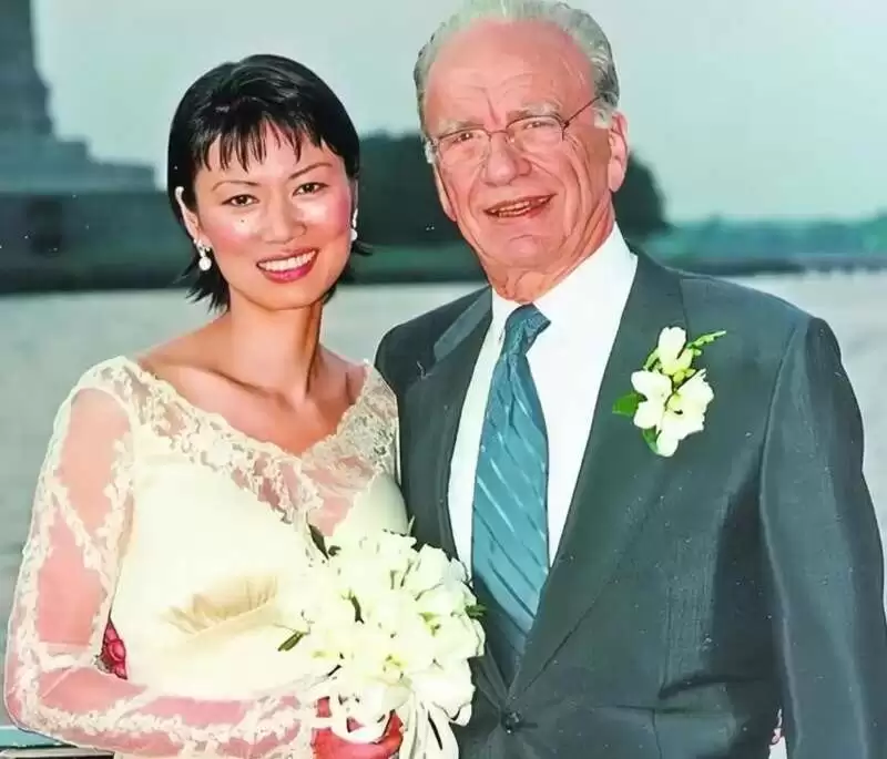邓文迪当年想方设法生的女儿,如今为她争到280亿