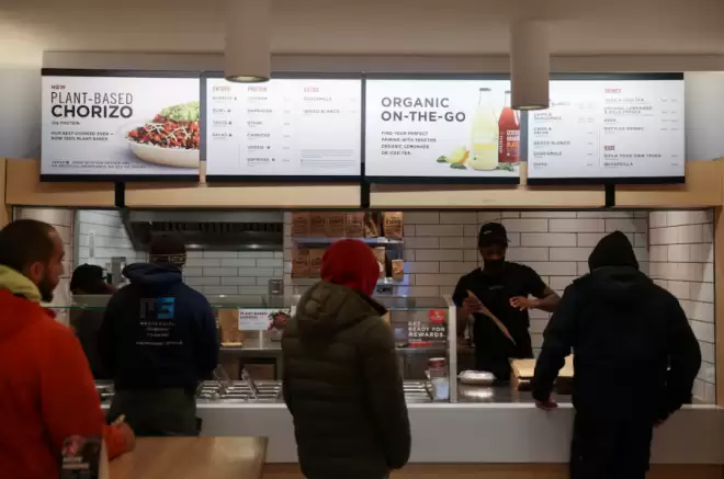 麦当劳、Chipotle被加拿大年轻人"抛弃"! 快餐巨头集体慌了