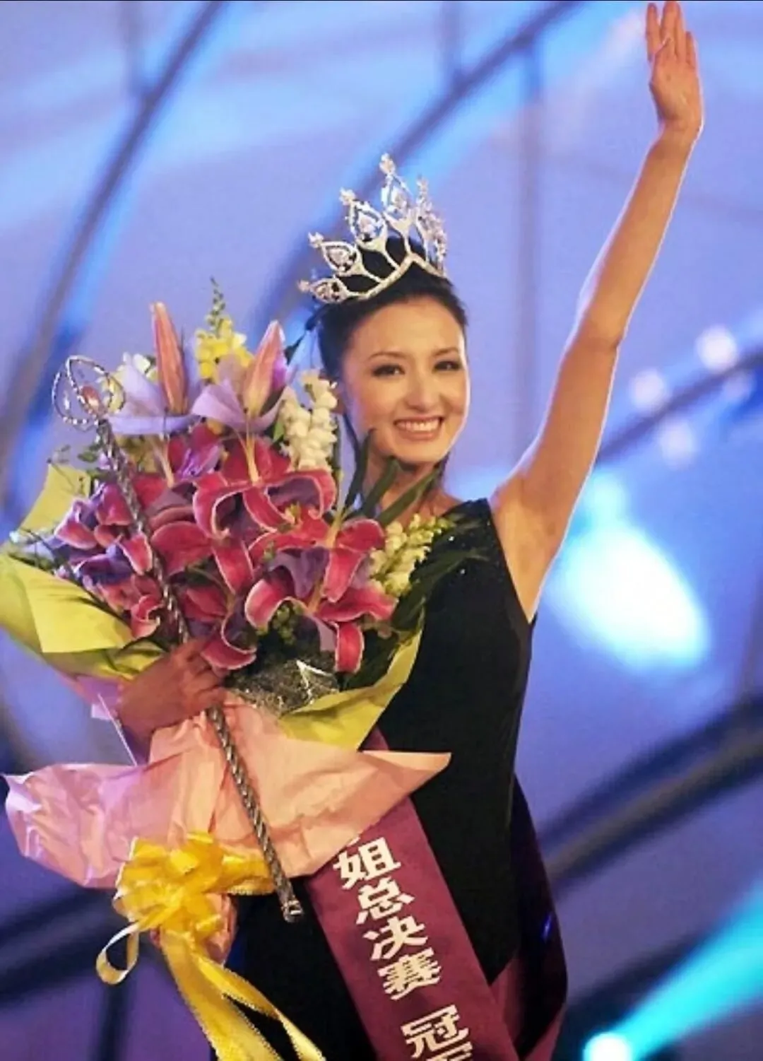 环球小姐佳丽集体退赛：选美史上最震撼溃败！