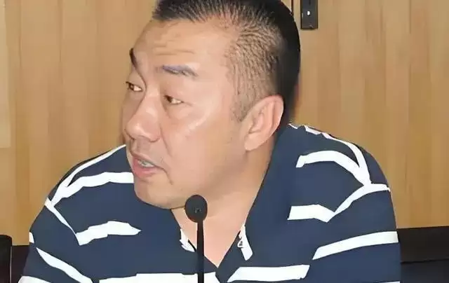 他凭春晚爆红，转身当局长；无儿无女，离世13年无人问