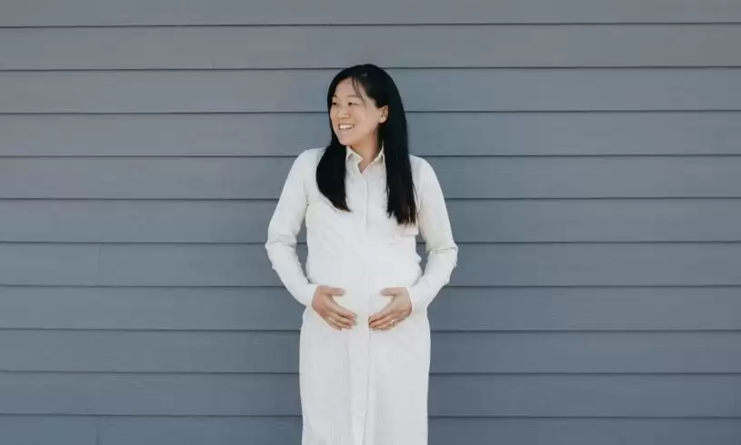 安省卑诗一半产妇非本土出生  一个因素主导妇女推迟生育