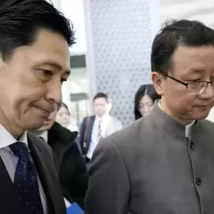 中日磋商后 中国外交部司长：当然不满意