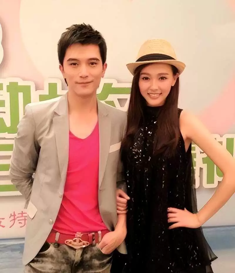 唐嫣罗晋被曝婚变 两人已分居很久 85花全军覆没