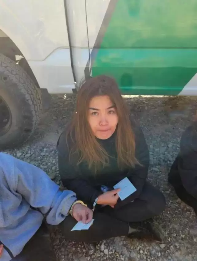 华女边境被抓 哭诉铤而走险为“养活儿子、病重母亲”
