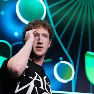 “扎克伯格AI团队，除了编程语言，还要会中文”