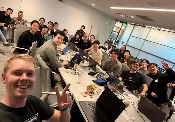“扎克伯格AI团队，除了编程语言，还要会中文”
