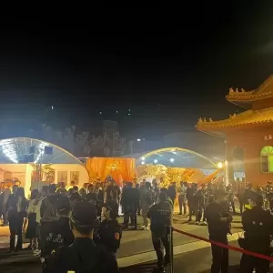台湾天道盟大哥嫁女 政商千人同贺 近百警荷枪维安