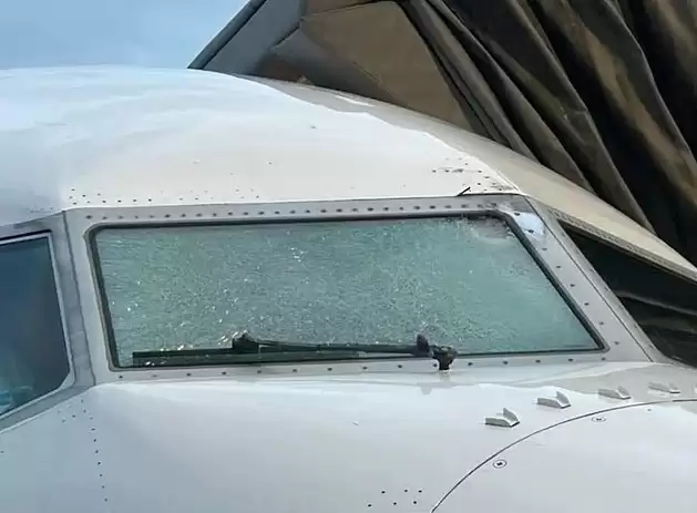 美联航737 MAX遭猛烈撞击 官方调查真相竟是…