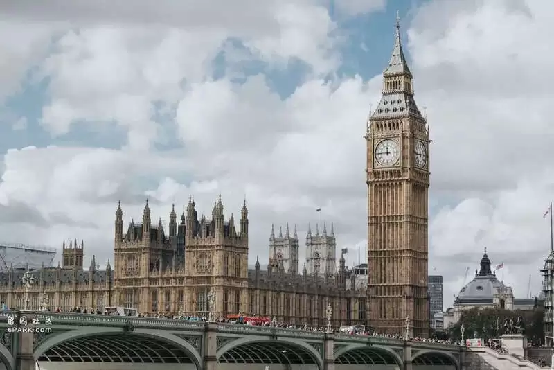 英国大学要“集体爆雷”?45%竟然都在亏损?