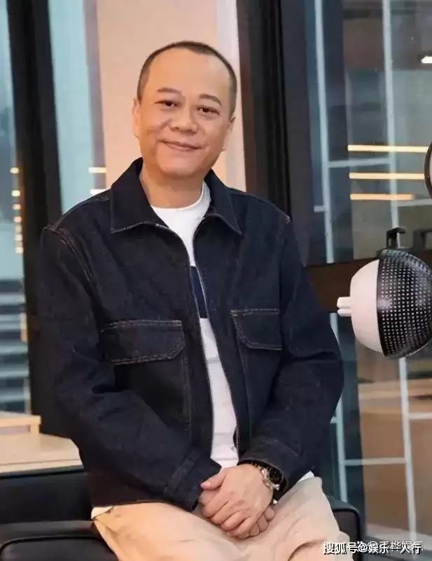 钱再多有什么用？64岁欧阳震华街头暴瘦，现状...