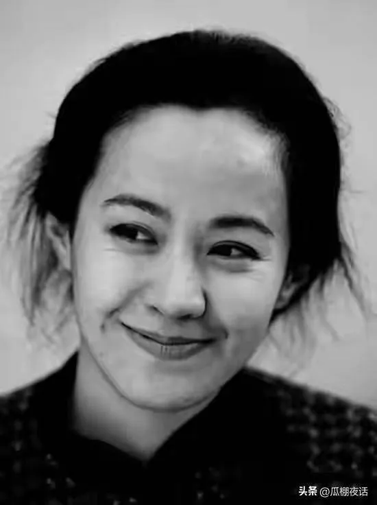嫁大13岁名导被捧红，丈夫病逝后不愿再演戏