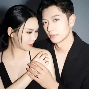 突发！知名男星老婆公司,股价飙升6倍身价超27亿