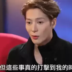 王嘉尔再谈患抑郁症时经历：曾喝醉睡在街上，想过不再活下去