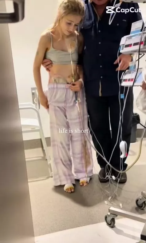 25岁女被绝症折磨 终获准安乐死：开心到哭了
