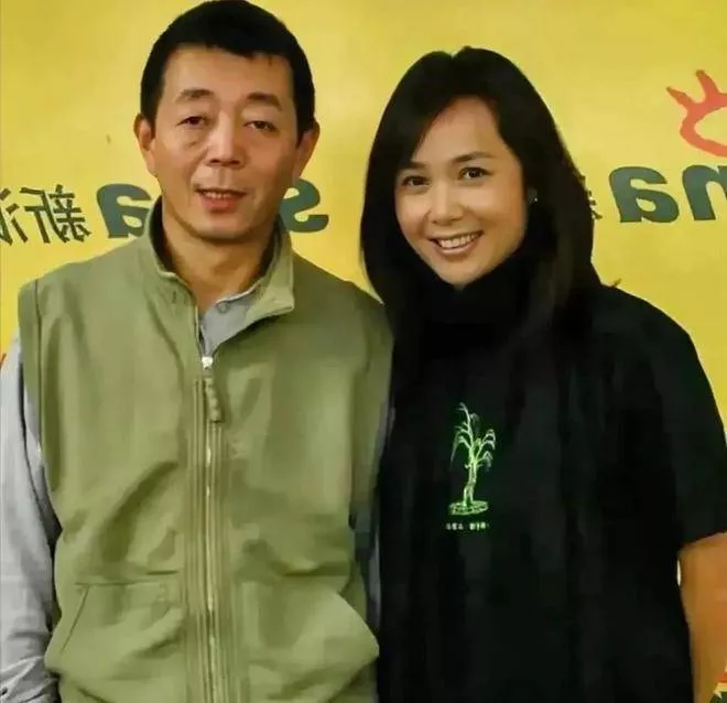 蒋雯丽之母唐素琴：生三个女儿，小女儿让她操碎心