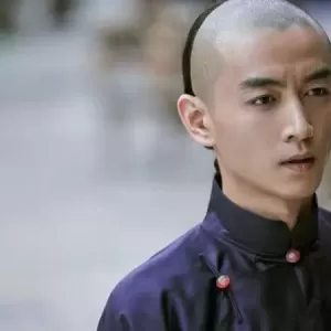 与陈妍希离婚9个月 陈晓暴瘦9公斤“双颊凹陷”认不出