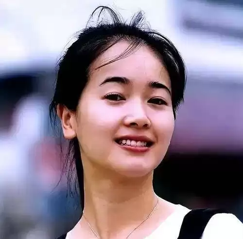 她曾是体操冠军 被姜文带进娱乐圈，绯闻好多
