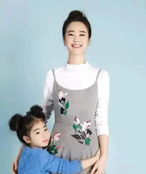 她曾是体操冠军 被姜文带进娱乐圈，绯闻好多