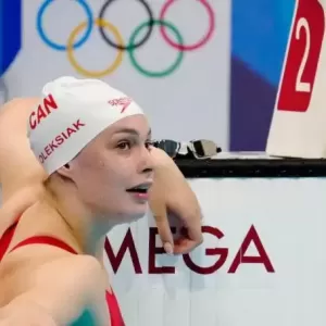 加国游泳健将Penny Oleksiak遭禁赛2年