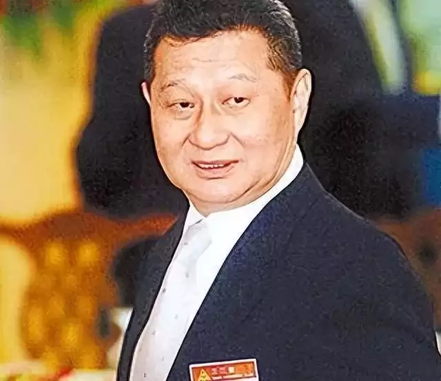 包养众多情妇,娶初中同窗之女,孙道存私生活混乱至极