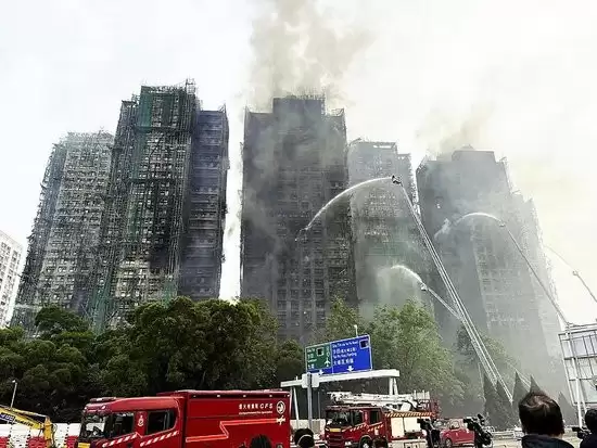 香港火灾楼盘曾向保险公司投保 其中一项保额20亿