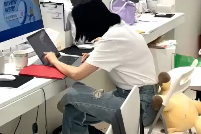 最最最轻松的"运动"，只需 2 分钟，对血糖、大脑都好