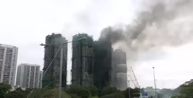 已经75人死亡！数百人失踪！加拿大香港人在致命公寓大火后悲痛