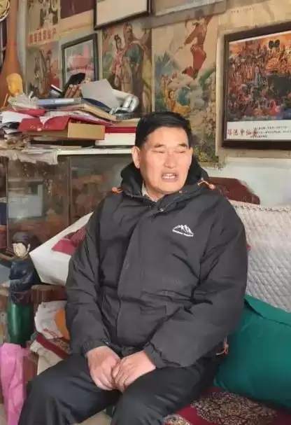 大衣哥:主业一直是种地副业是唱歌,对未来只想...