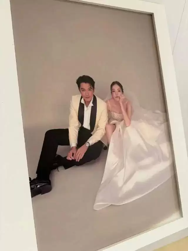 邱泽许玮甯婚礼现场曝光！嘉宾超430人，婚戒细节全曝光好有意义