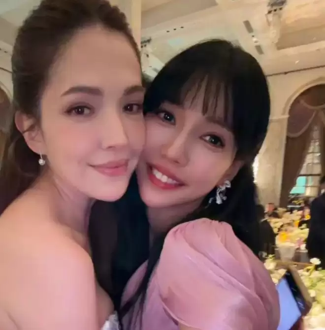王力宏子女近况惹人担忧，大女儿已经11岁....
