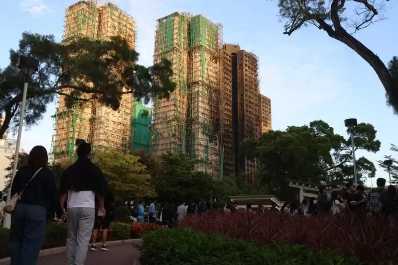 香港大火／印佣闻到烧焦味：我说失火雇主不信