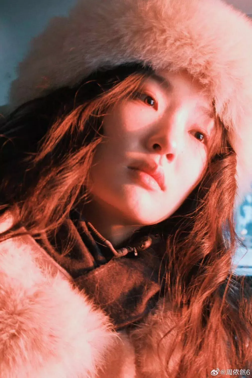周姓女艺人被曝剧组耍大牌！嫌疑最大是她