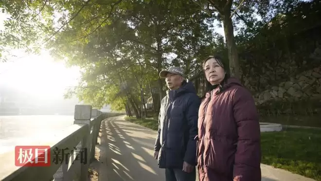 章莹颖被害8年父母未获1分赔偿,章父:有人以为...