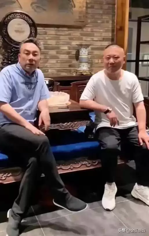 杨议直播再"砸缸"！郭德纲不再给他留脸面，当初于谦说的太对了