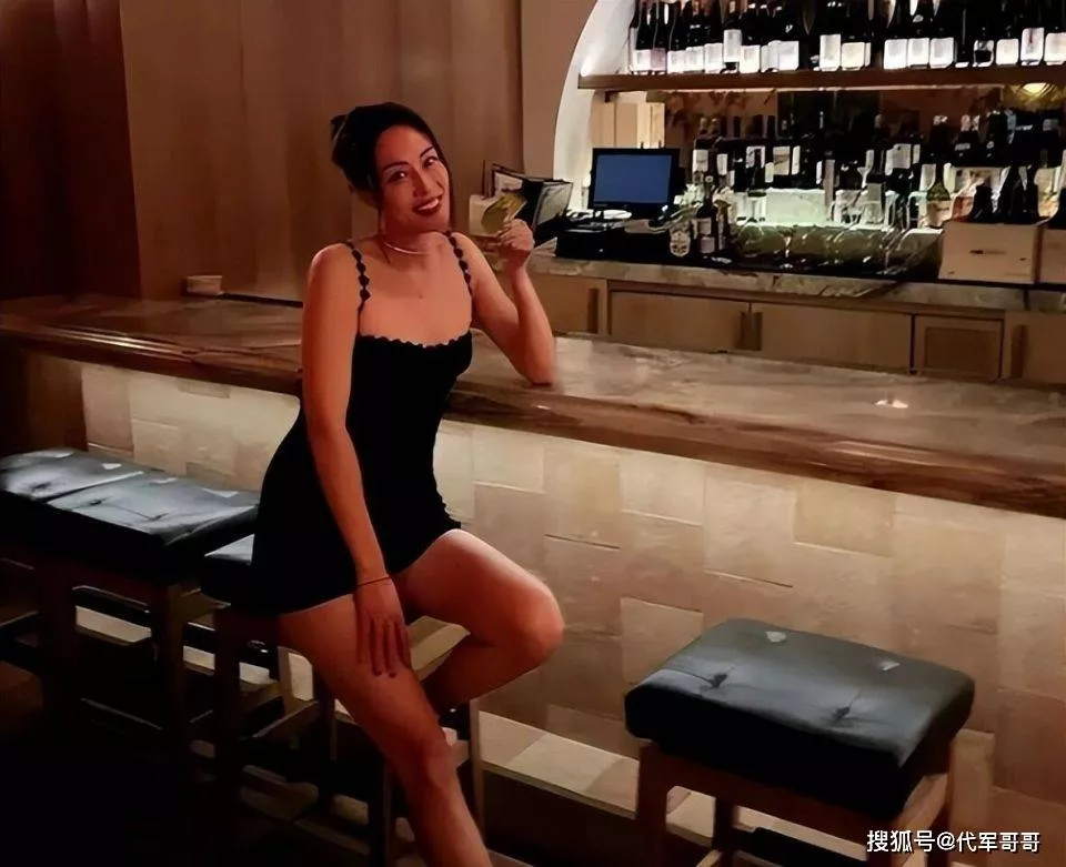 女排马蕴雯：嫁大16岁美国富豪，住豪宅高调炫富