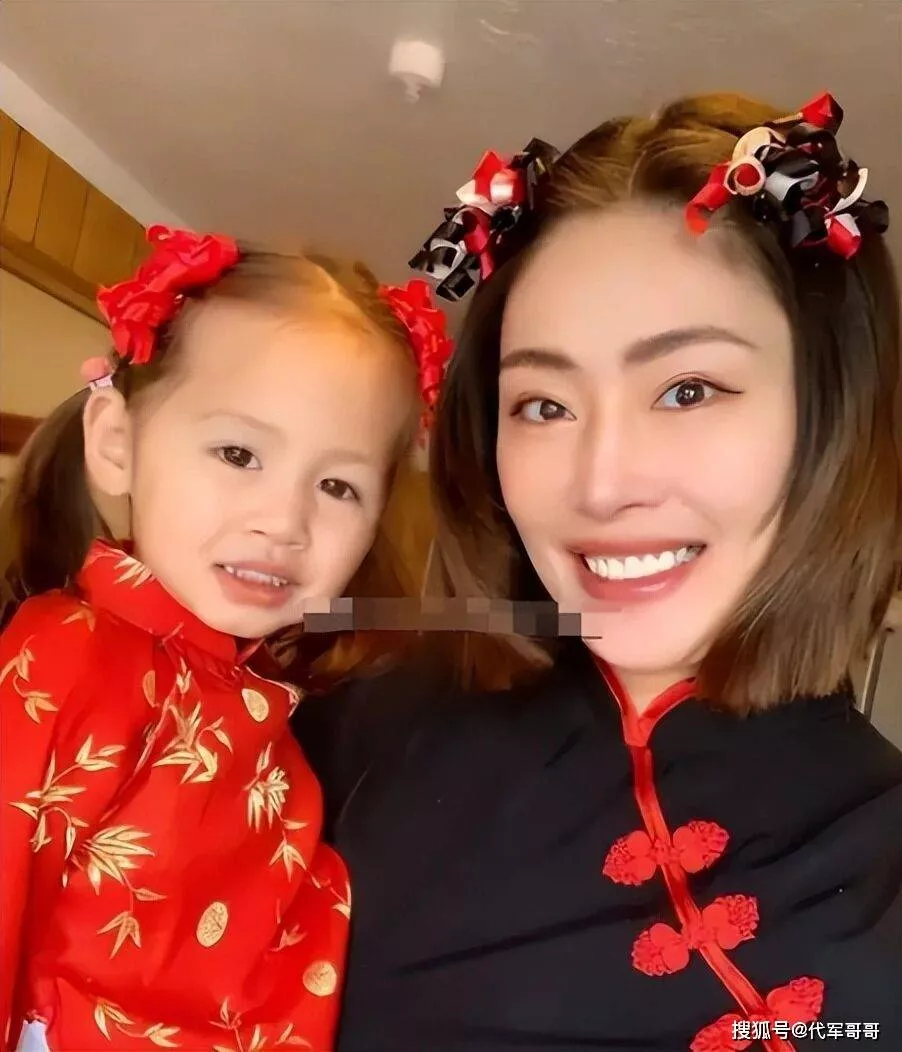 女排马蕴雯：嫁大16岁美国富豪，住豪宅高调炫富