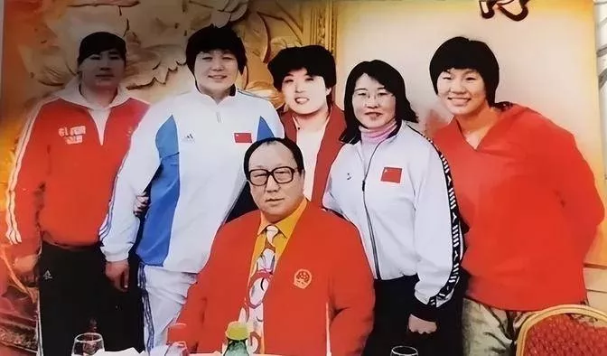 三观炸裂！前中国奥运冠军发长文大骂76岁恩师