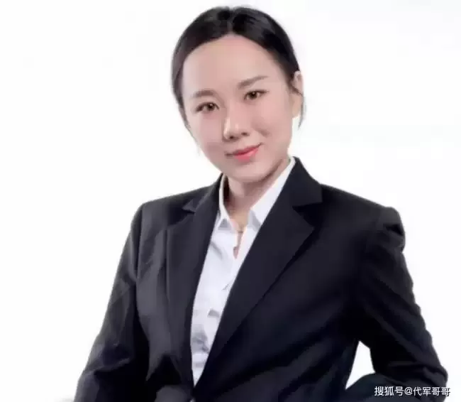 2014年，那位著名的“拜金女”，如今怎样了