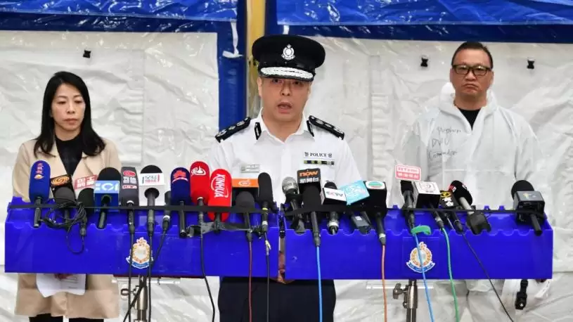 【持续更新】宏福苑大火159死  DVIU徒手挖掘遗体&nbsp; 有数具看似一家